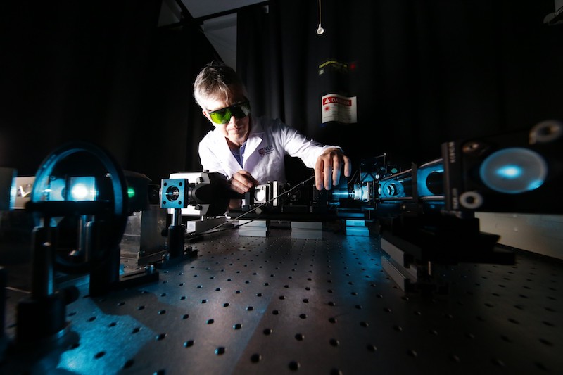 CBIS Director, Thorsten Wohland, leads an interdisciplinary team discovering new insights into the dynamic workings of cells